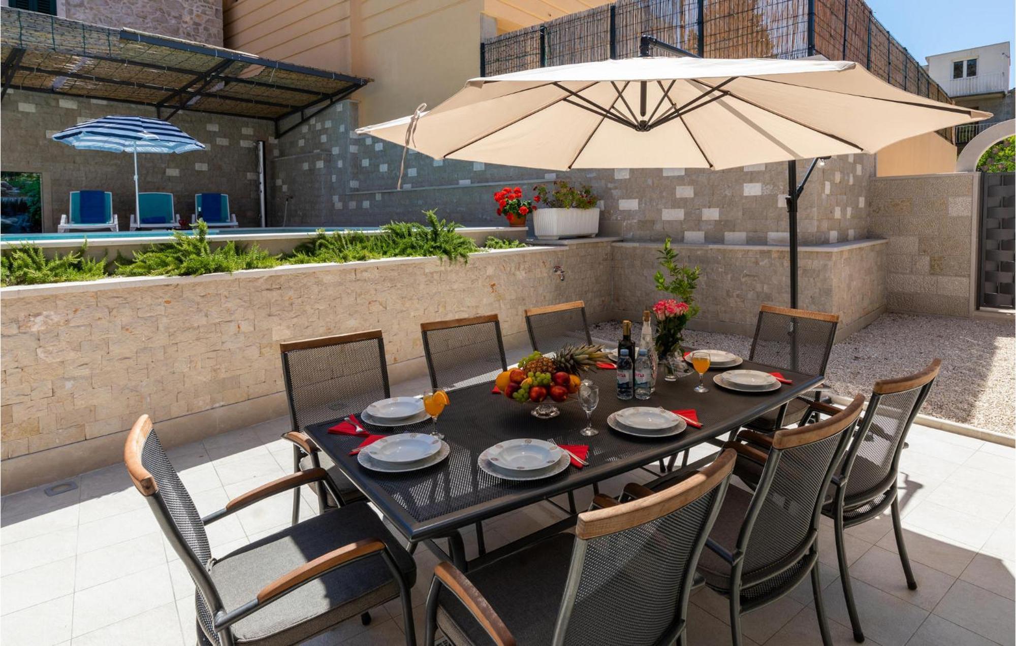 Lovely Home In Klek With House A Panoramic View Exterior foto